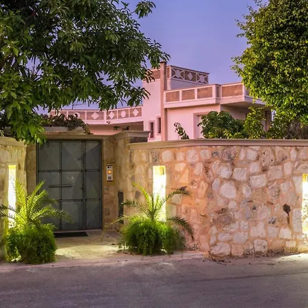 Niko's Art In Chania * Perivolia (Theriso)